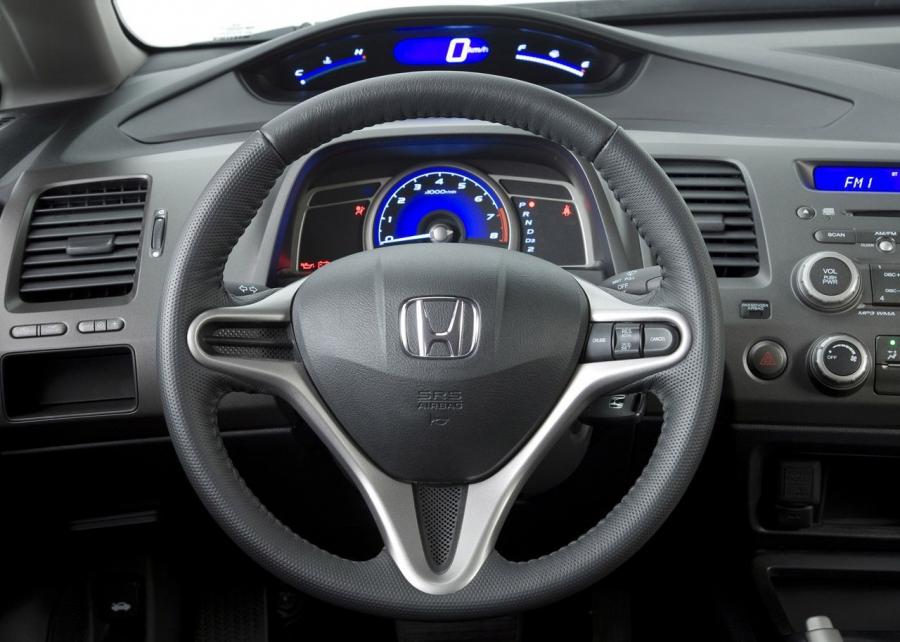  Honda Civic 2009 года  (фото 10 из 18)
